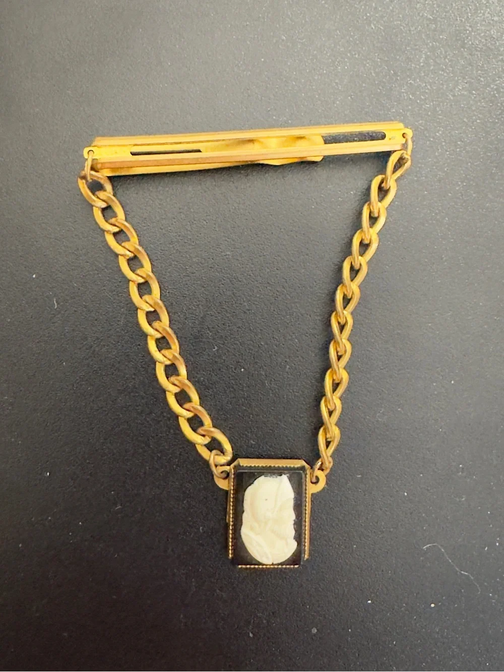 Vintage Anson Gold-Tone Cameo Tie Clip Chain in Gold with White Cameo